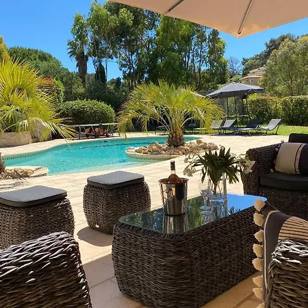 Le Paradou Villa Carqueiranne